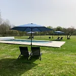 Chateau De La Preuille 3*