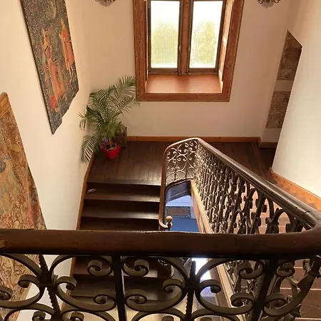 Château De La Preuille 3*