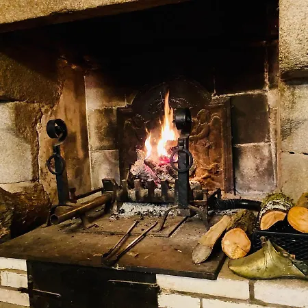 Chateau De La Preuille 3*