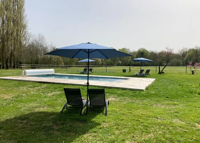 Château De La Preuille 3*